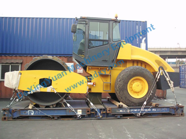 c鿴ԔϢ}Road roller xΔ1092